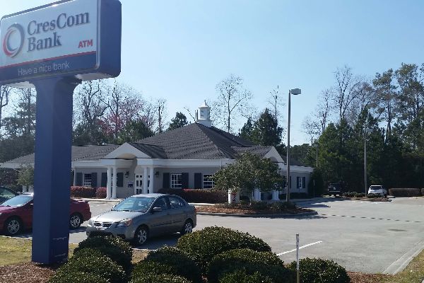 view of Crescom Bank from parking lot